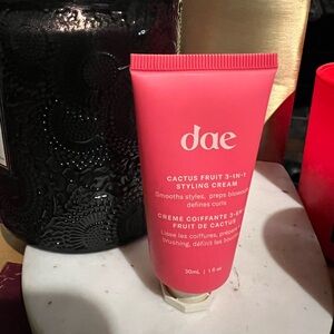 Dae Cactus Fruit 3-in-1 Styling Cream (30 mL / 1 oz)